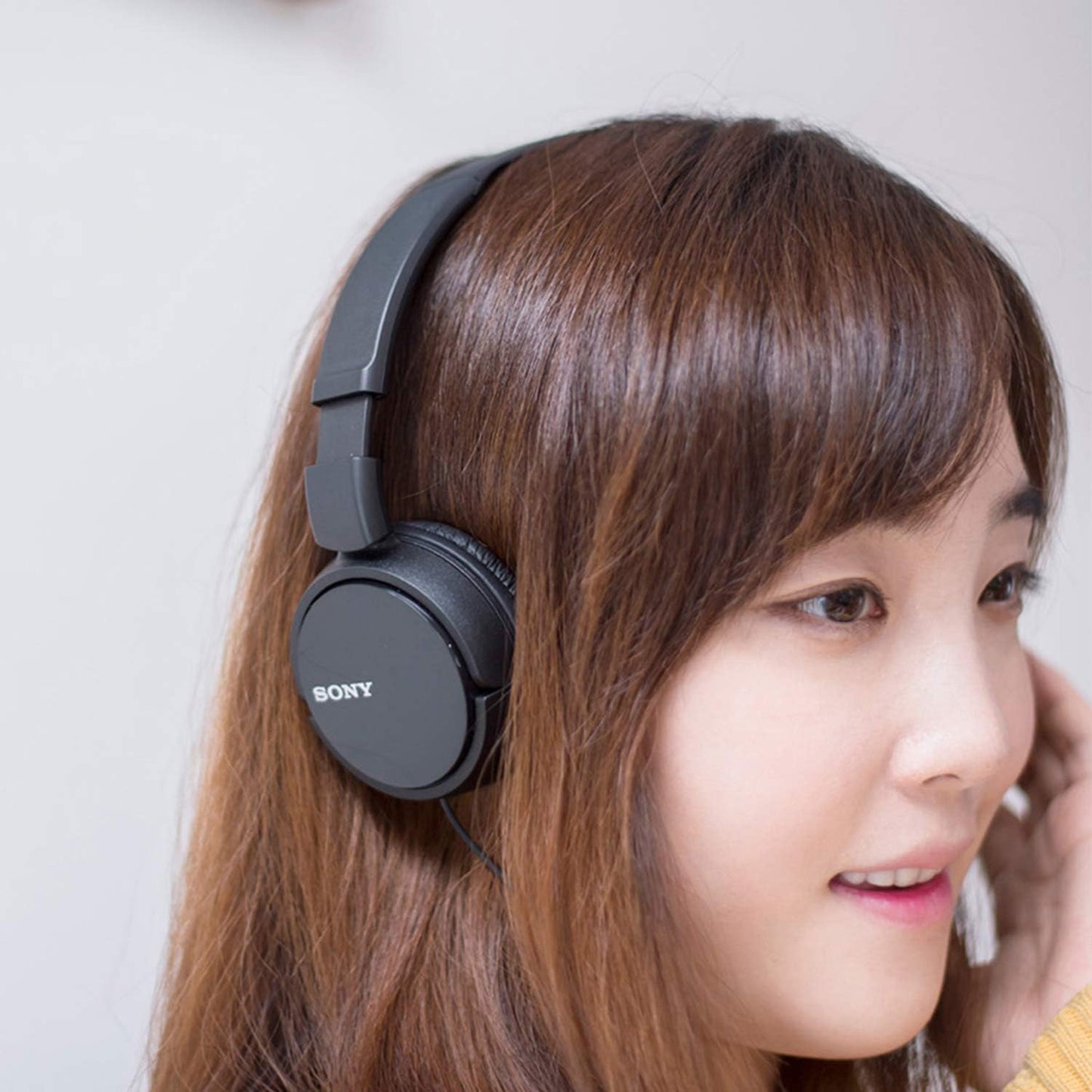 Premium SONY ZX Series On-Ear Wired Headphones in Sleek Black - MDR-ZX110